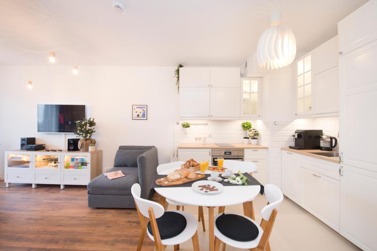 Love In Gdansk Aon Apartments ภายนอก รูปภาพ